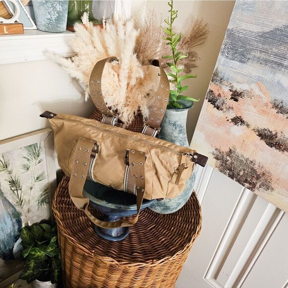 Y2K Un Apes Midi De Chien Paris Nylon Khaki Buckle Shoulder Bag. - Picture 6 of 15